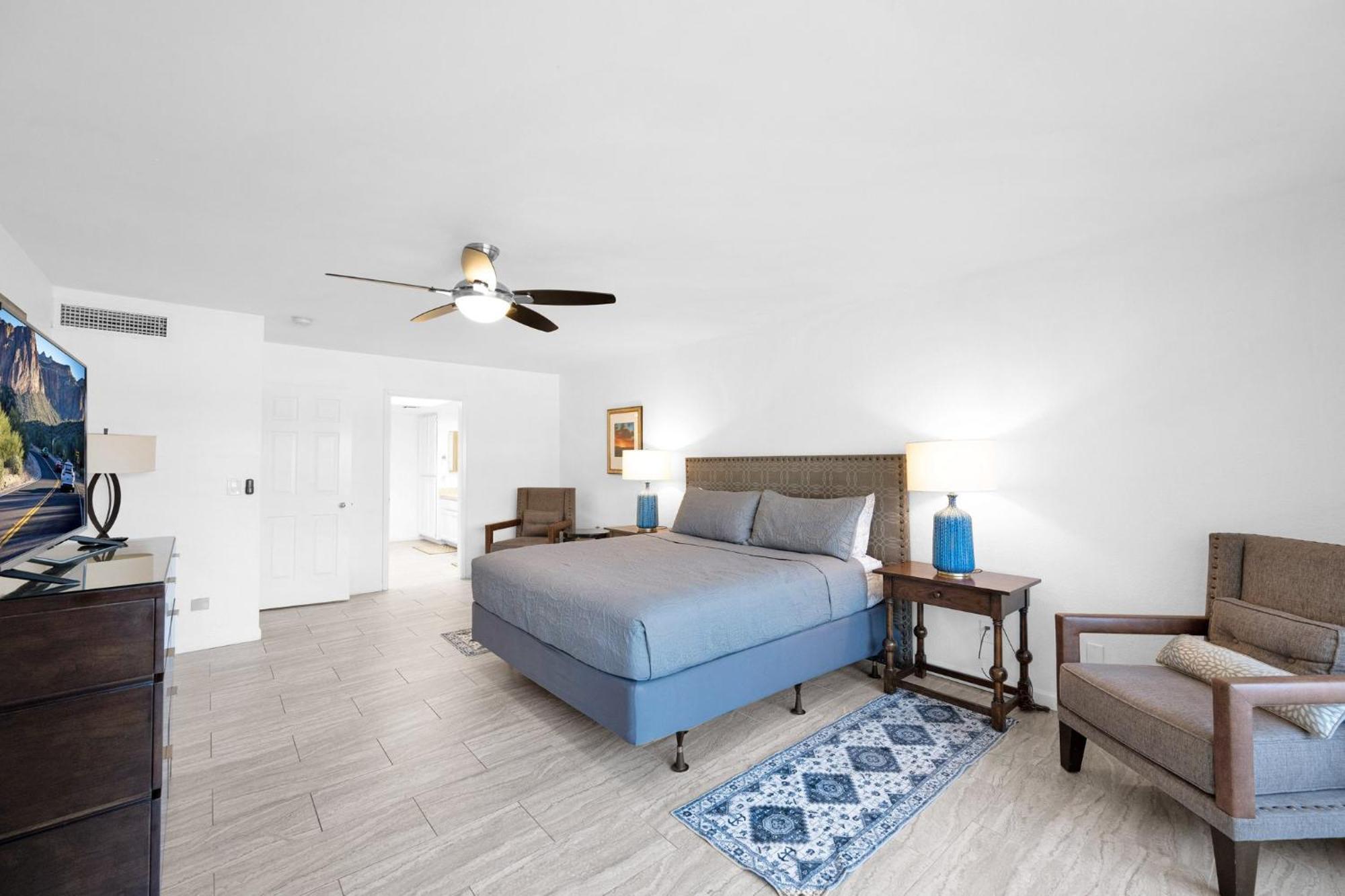 Guest Casita, New Pickleball, Tile Floor Holiday home *
